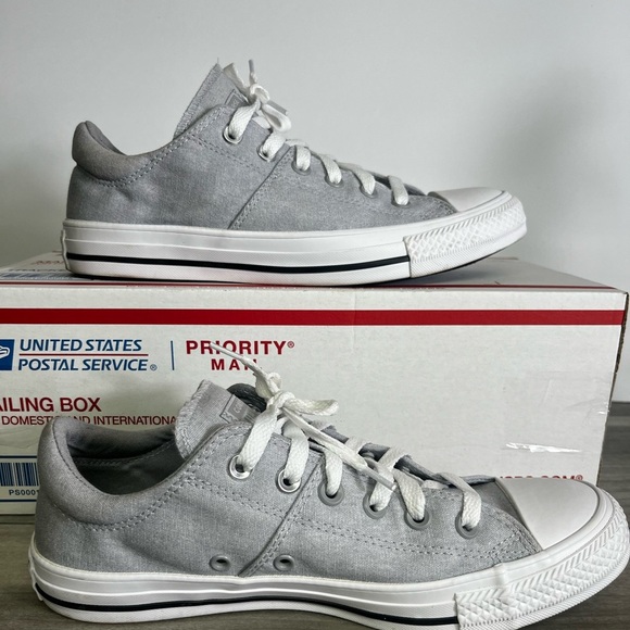 Converse Shoes - Converse All Star Low Chucks Gray Wolf Shoes Womens 9 cute Classic Comfy